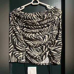 Pretty Little Thing Zebra Mini Skirt ⭐️2 for $15⭐️